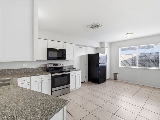 1810 Renada Circle, North Las Vegas, NV 89030