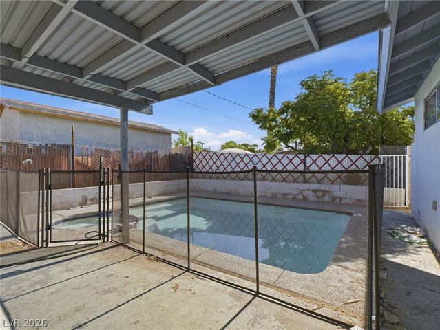 1810 Renada Circle, North Las Vegas, NV 89030