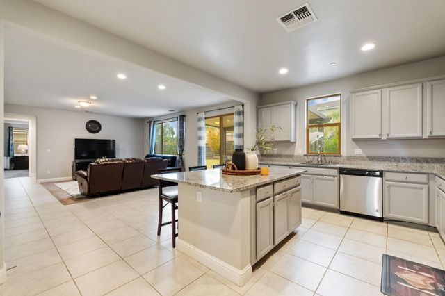 7330 E Princeton Avenue, Fresno, CA 93737