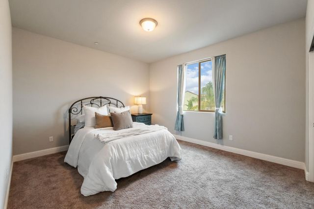 7330 E Princeton Avenue, Fresno, CA 93737