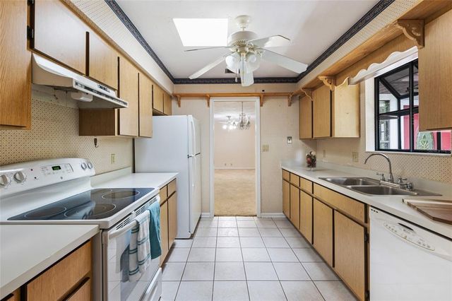 4038 NW 86TH BOULEVARD, Gainesville, FL 32653