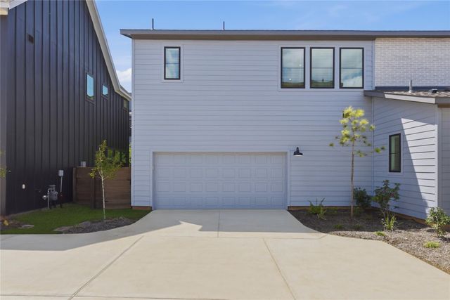 3220 Loam Ln, Richmond, TX 77406