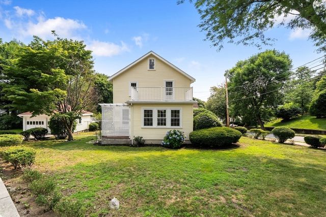 67 Ronald Road, Arlington, MA 02474
