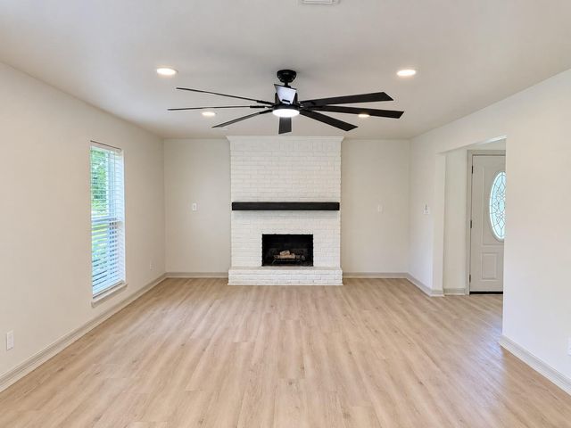 740 River Plantation Drive, Conroe, TX 77302