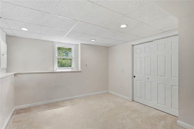 60 Fox Run, East Greenwich, RI 02818