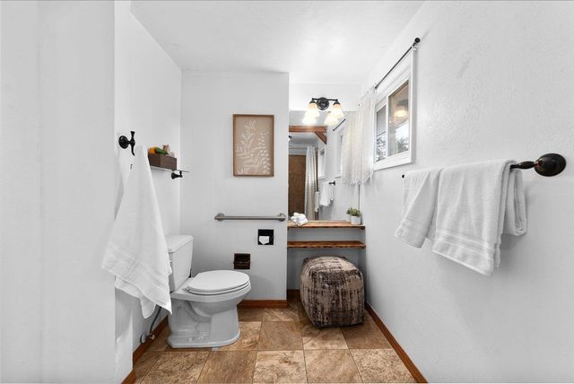317 W Hoerner Ave, Spokane, WA 99218