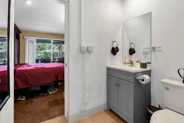 2100 SW 23rd Terrace, Fort Lauderdale, FL 33312