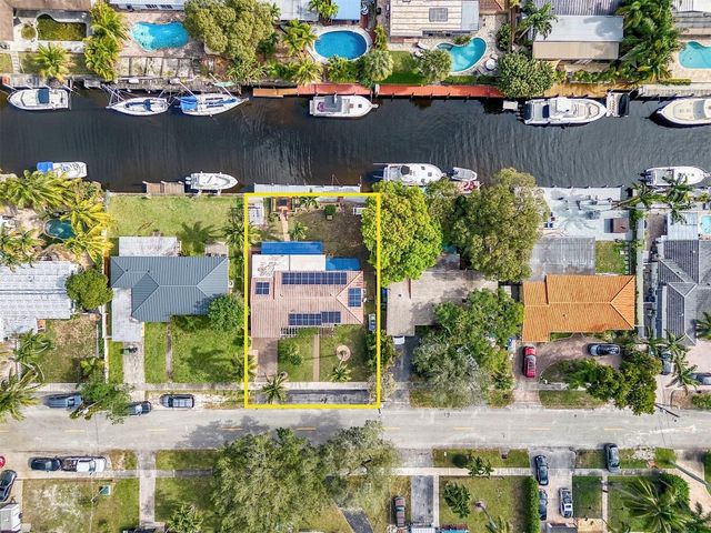2100 SW 23rd Terrace, Fort Lauderdale, FL 33312