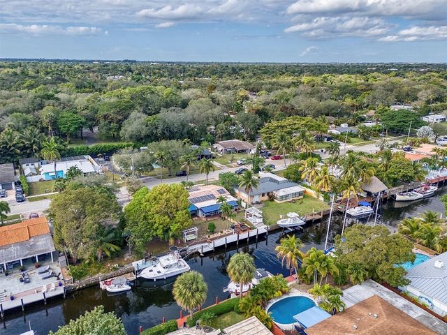 2100 SW 23rd Terrace, Fort Lauderdale, FL 33312