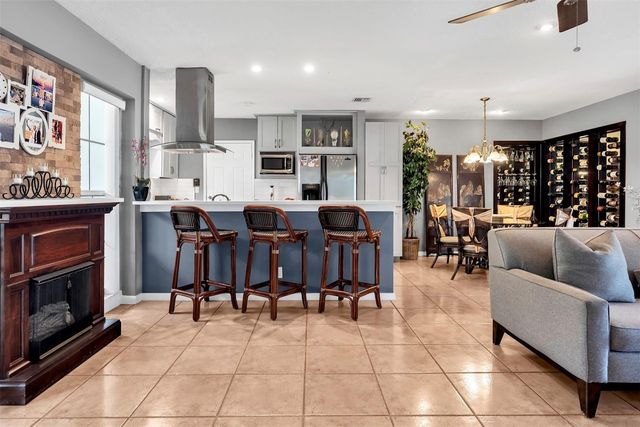 2100 SW 23rd Terrace, Fort Lauderdale, FL 33312