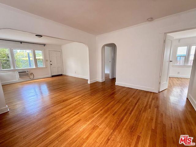2471 W Avenue 32, Los Angeles, CA 90065