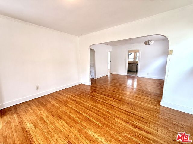 2471 W Avenue 32, Los Angeles, CA 90065