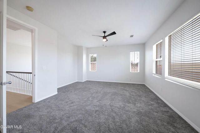 5702 Segovia Way, Bakersfield, CA 93306