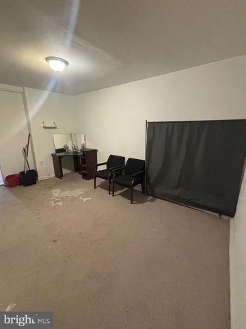 3105 N FRONT ST, Philadelphia, PA 19133
