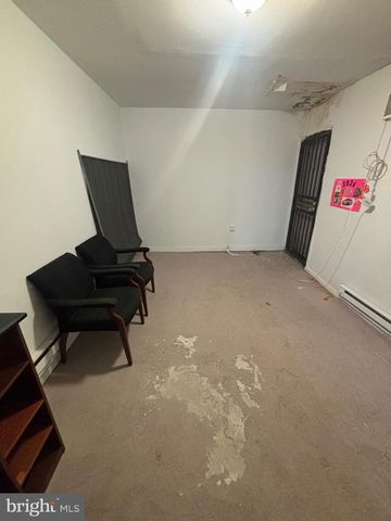3105 N FRONT ST, Philadelphia, PA 19133