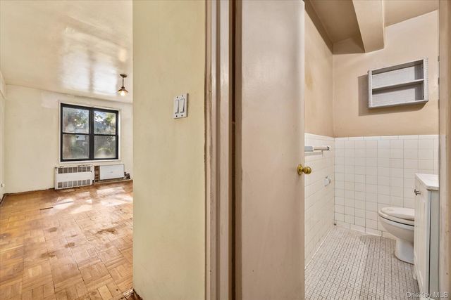 80-35 Springfield Blvd 1M, Queens Village, NY 11427