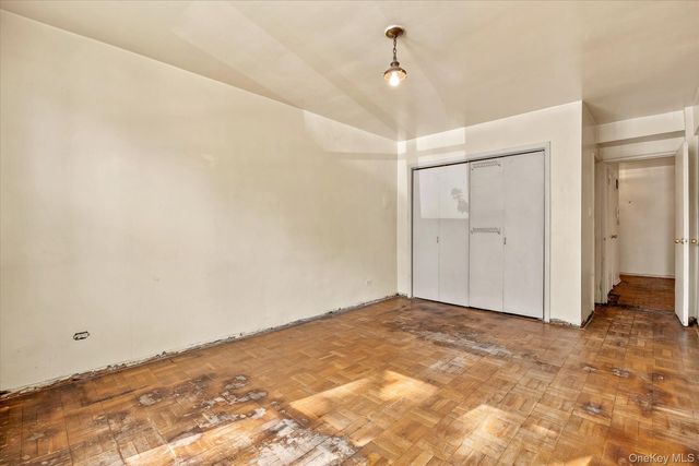 80-35 Springfield Blvd 1M, Queens Village, NY 11427