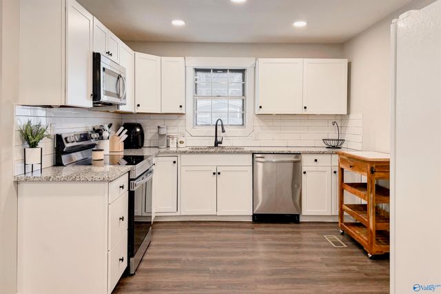 1301 Pennylane, Decatur, AL 35601