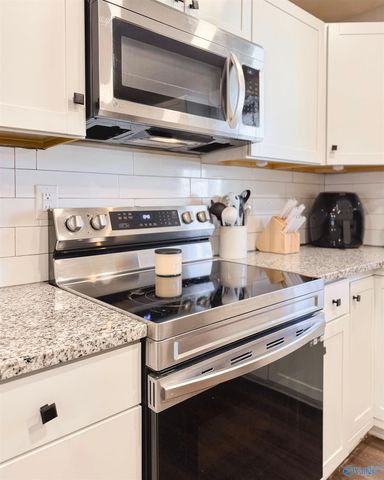 1301 Pennylane, Decatur, AL 35601