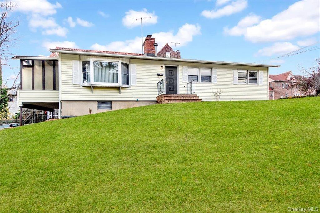 400 Egmont Avenue, Mount Vernon, NY 10553