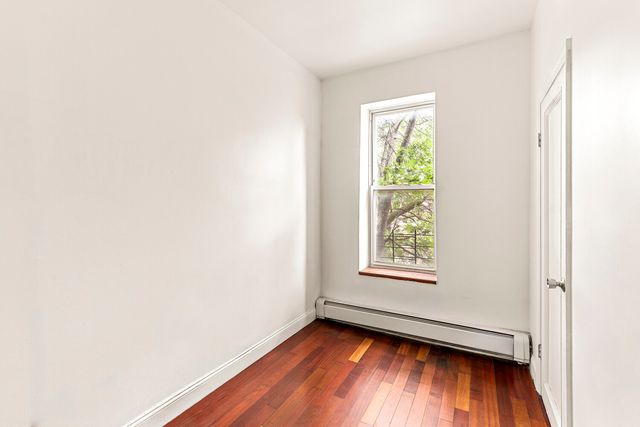 383 KOSCIUSZKO Street, New York City, NY 11221