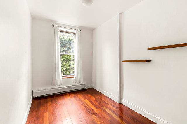 383 KOSCIUSZKO Street, New York City, NY 11221