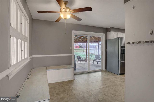 353 TOWN DR, Greencastle, PA 17225