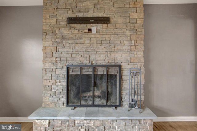 353 TOWN DR, Greencastle, PA 17225