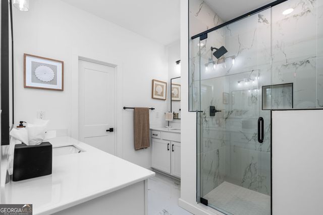 1050 Brookglynn Trace, Decatur, GA 30032