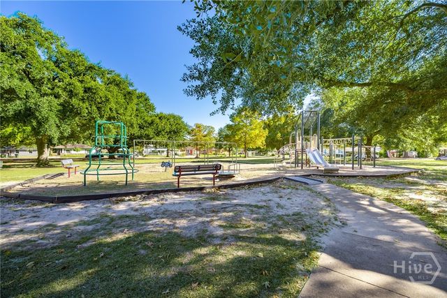 1501 Dell Street, Savannah, GA 31415