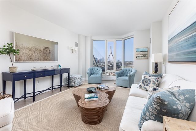 100 Lovejoy 8J, Boston, MA 02114