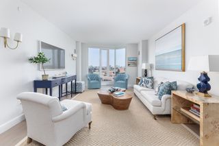 100 Lovejoy 8J, Boston, MA 02114