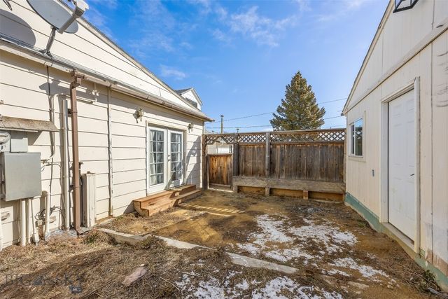 1207 E 5th Street, Anaconda, MT 59711