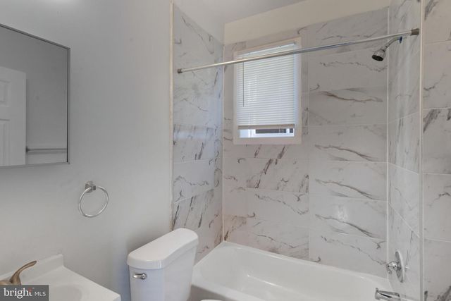 5044 WADE ST, Philadelphia, PA 19144