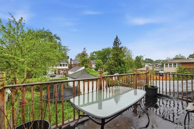 5566 W Outer Drive, Detroit, MI 48235