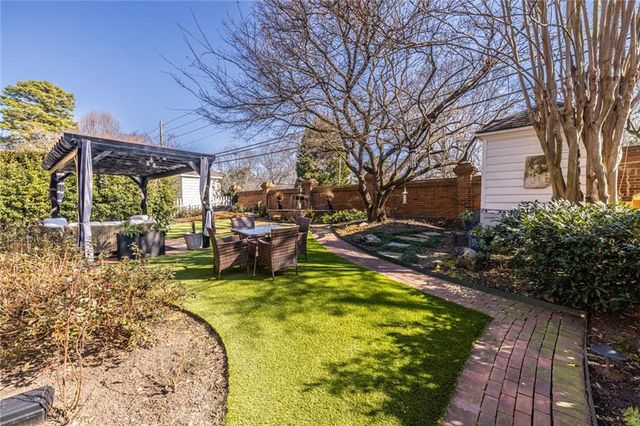 2144 Village NE Point, Brookhaven, GA 30319