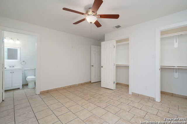 302 Cooper St Apt 201, San Antonio, TX 78210