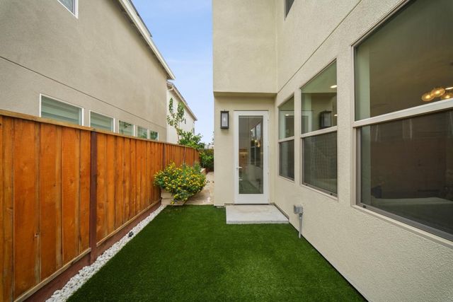 5880 Silhouette Court, Dublin, CA 94568