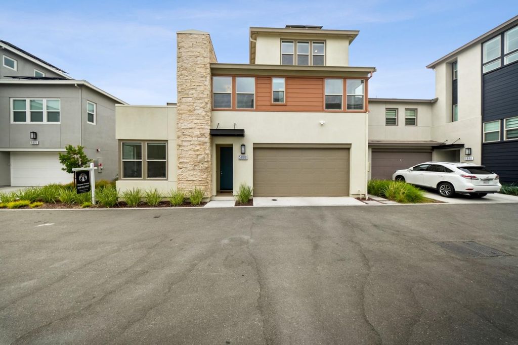 5880 Silhouette Court, Dublin, CA 94568