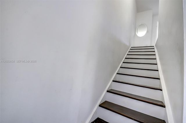 3021 W 76th St C-203, Hialeah, FL 33018