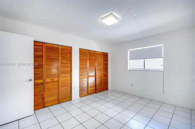 3021 W 76th St C-203, Hialeah, FL 33018