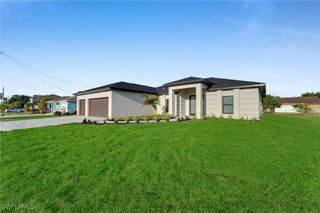 1520 NW 36th PL, Cape Coral, FL 33993