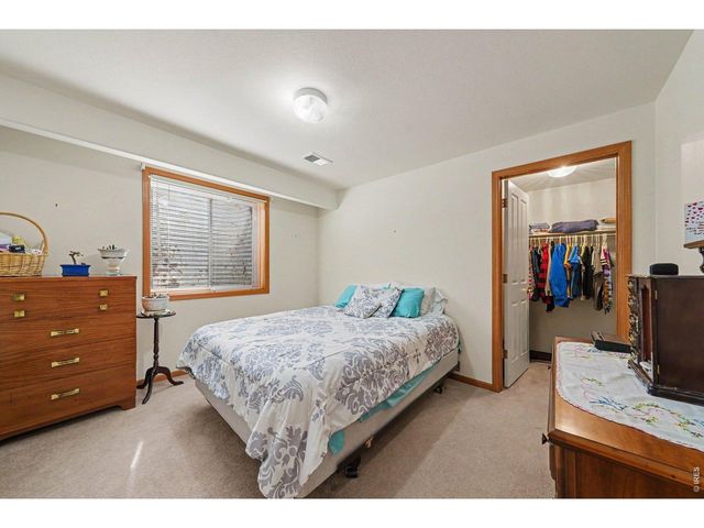 1805 44th Ave Ct, Greeley, CO 80634