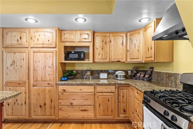 1289 Aleutian Drive, Lake Arrowhead, CA 92352