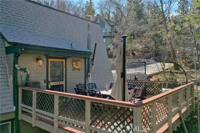 1289 Aleutian Drive, Lake Arrowhead, CA 92352