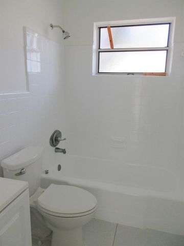 3801 NW 6TH Street, Lauderhill, FL 33311