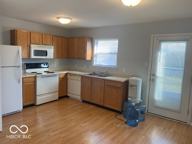 2043 Orchid Bloom Drive, Indianapolis, IN 46231