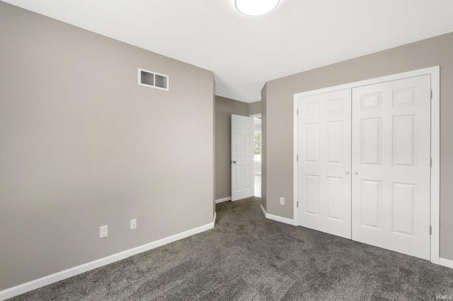 55562 Bittersweet Road, Mishawaka, IN 46545