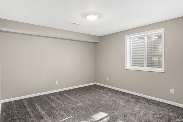 55562 Bittersweet Road, Mishawaka, IN 46545