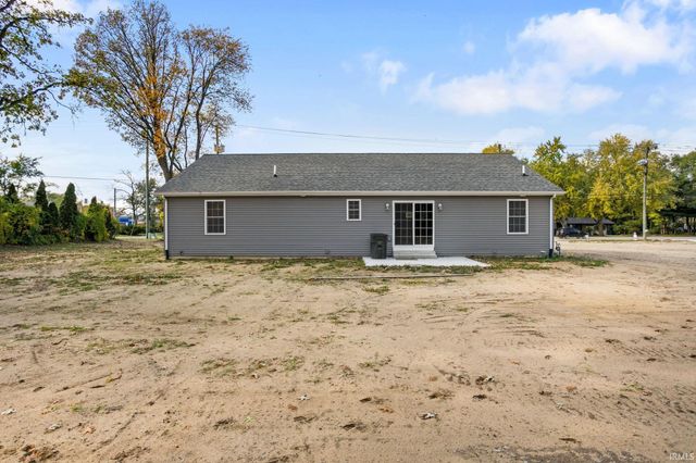 55562 Bittersweet Road, Mishawaka, IN 46545